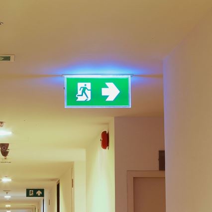 LED Zasilna svetilka EMERGENCY EXIT SAMSUNG CHIP LED/2W/230V 6000K