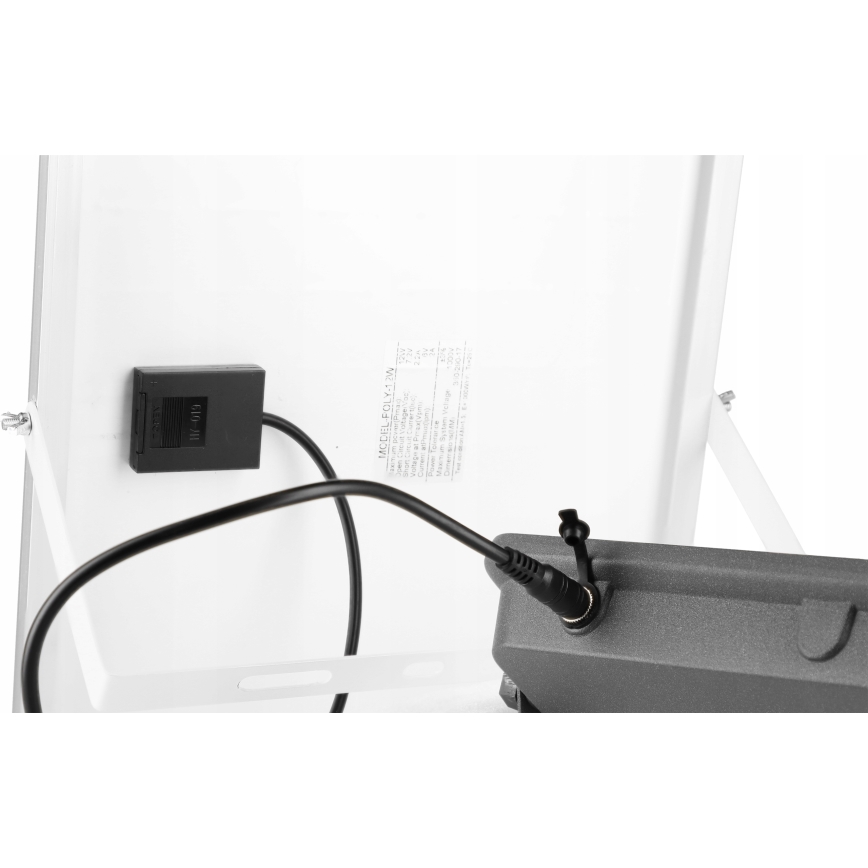 Zatemnjevalni LED sončni reflektor LED/100 W/3,2 V 5000 K 10500 mAh IP65 črn + daljinski upravljalnik