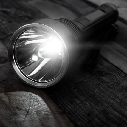 LED Zatemnitvena polnilna svetilka LED/20W/5V IPX5 1570 sijajni 8400 mAh