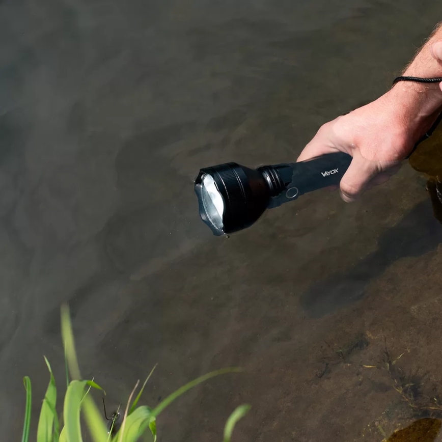 LED Zatemnitvena polnilna svetilka LED/20W/5V IPX5 1900 sijajni 5000 mAh