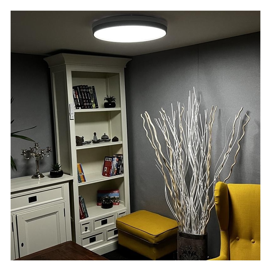 LED Zatemnitvena stropna svetilka LED/48W/230V 2700-6500K Wi-Fi Tuya + Daljinski upravljalnik