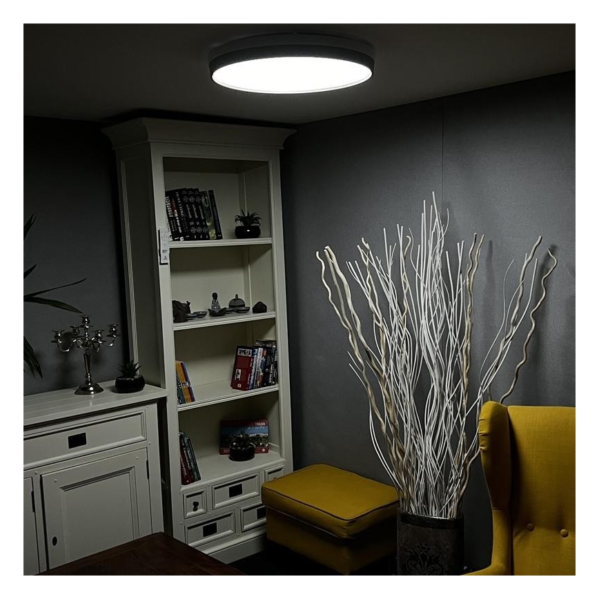 LED Zatemnitvena stropna svetilka LED/48W/230V 2700-6500K Wi-Fi Tuya + Daljinski upravljalnik