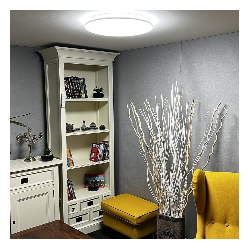 LED Zatemnitvena stropna svetilka LED/48W/230V 2700-6500K Wi-Fi Tuya + Daljinski upravljalnik