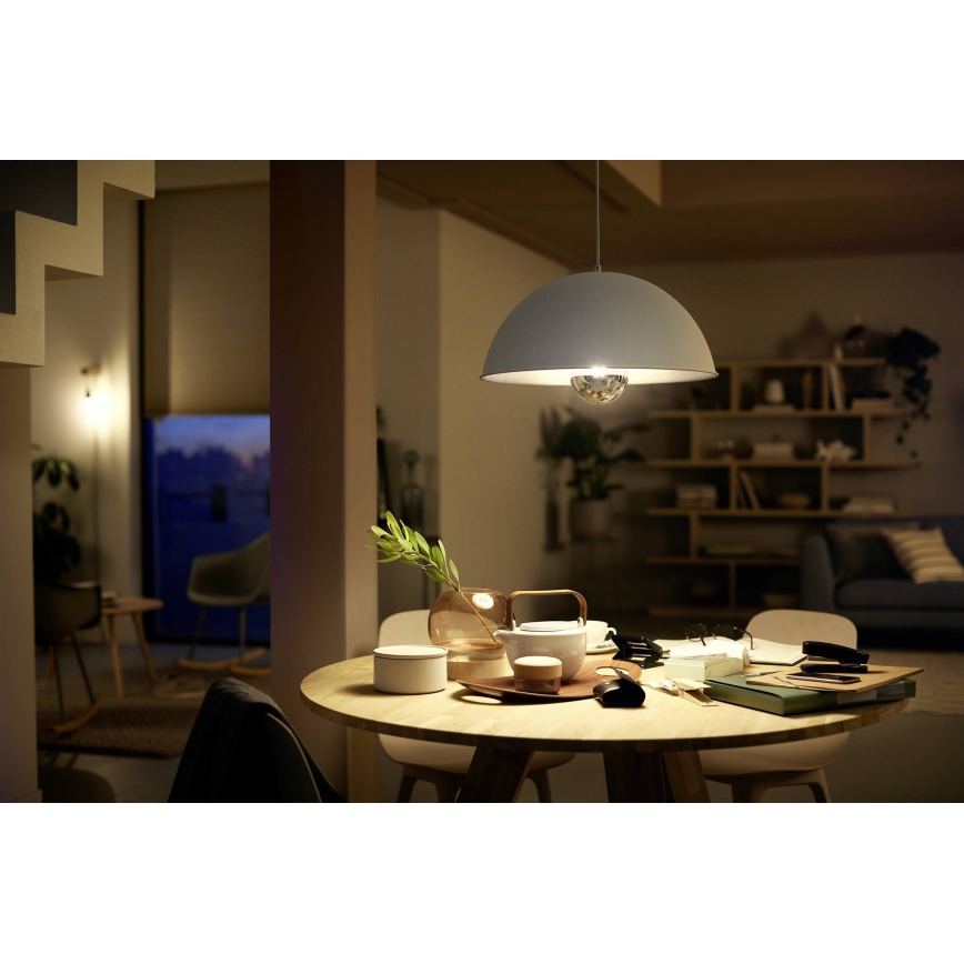 LED Zatemnitvena žarnica z zrcalnim sferičnim pokrovom DECO Philips G125 E27/7,2W/230V 2700K