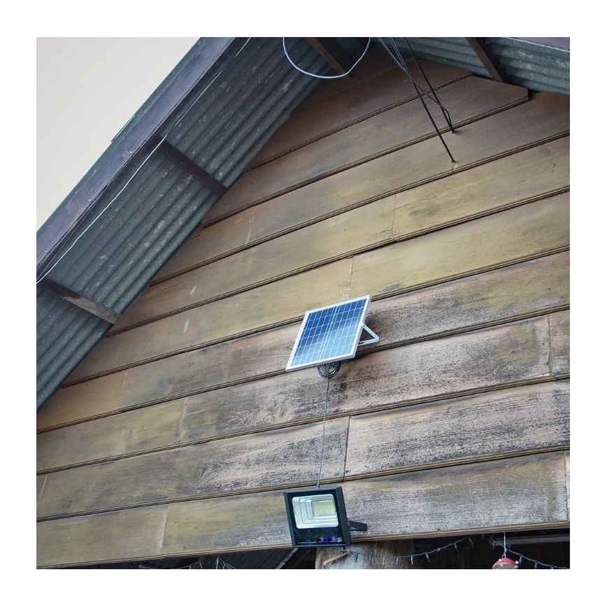 LED Zatemnitveni solarni reflektor LED/20W/6,4V 4000K IP65 10000 mAh + Daljinski upravljalnik
