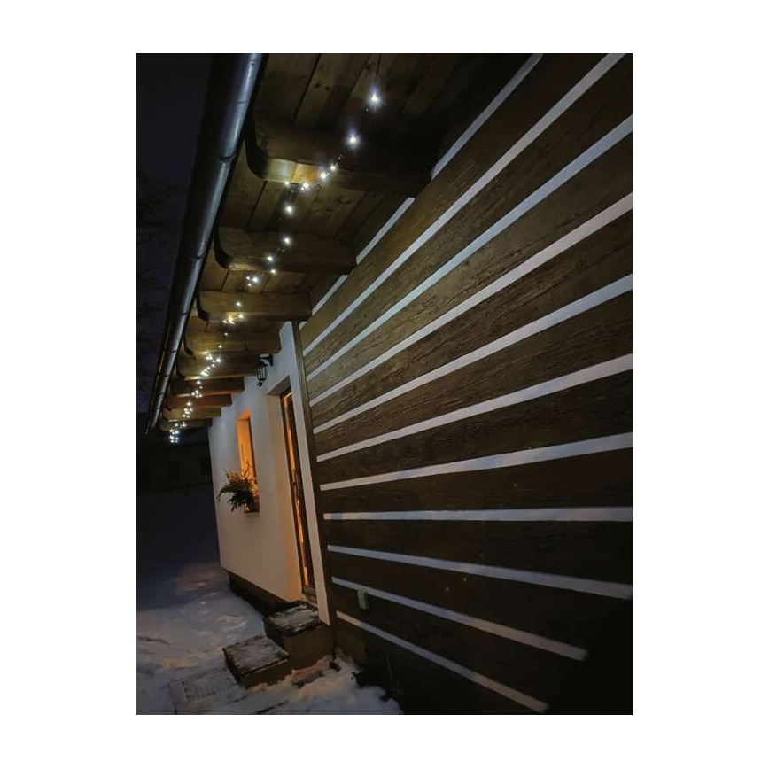 LED Zunanja božična veriga 120xLED/17m IP44 hladna bela
