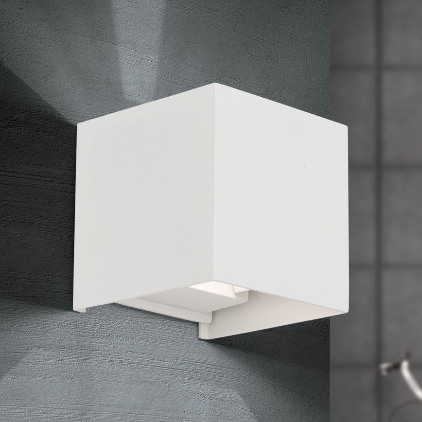 LED Zunanja stenska svetilka CUBE 2xLED/3W/230V IP54 bela