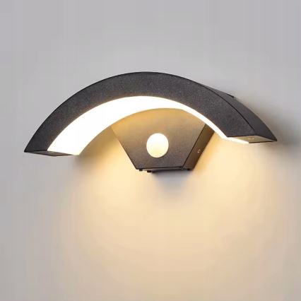 Zunanji stenski LED svetilnik s senzorjem gibanja LED/10W/230V IP54 črne barve