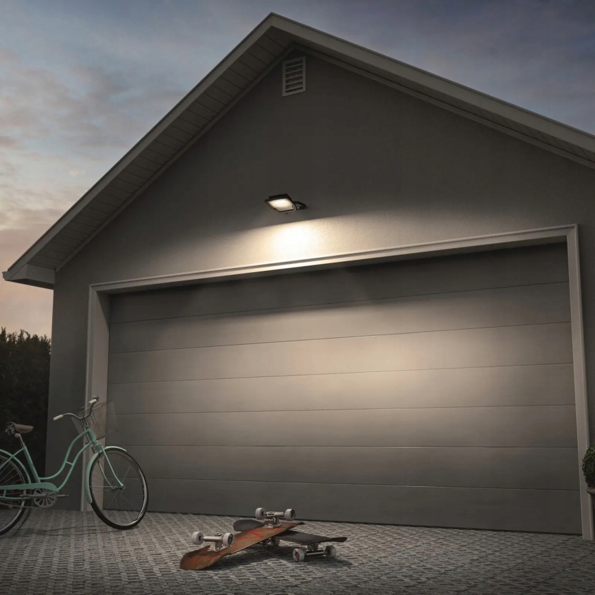 LED zunanji reflektor s senzorjem LED/50W/230V 4500K IP65 črn