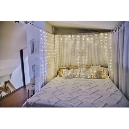 LED zunanji svetlobni niz 300 LED / 8 funkcij, 5,9 m, IP44, topla bela