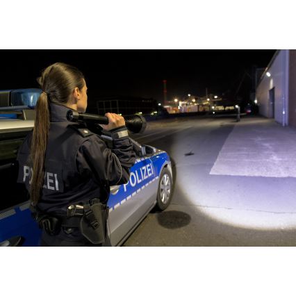 Ledlenser X21R - zatemnljiva polnilna LED svetilka, 5000 mAh, IP54, 5000 lm, 40 h