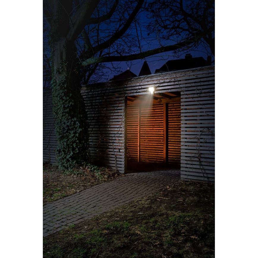 Ledvance - LED Zunanji stenski reflektor s senzojem FLOOD LED/27W/230V IP55