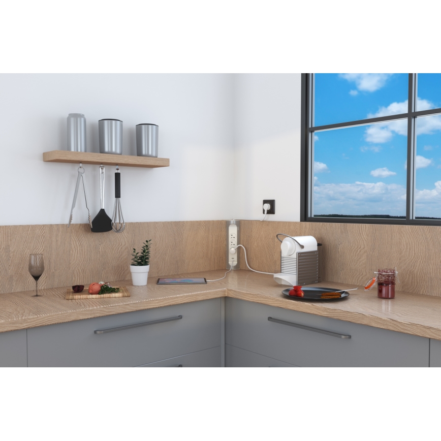 Legrand 049406 - Podaljšek 3Z Tip E + USB-A + USB-C 1m srebrna/bela