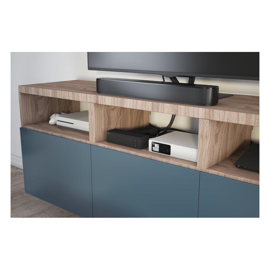 Legrand 049430 - Multimedijski HUB s stikalom 4Z Tip E + 4Z Tip C 2m črna