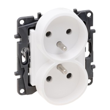 Legrand - Dvojna domača vtičnica brez okvirja 250V/16A NILOE STEP bela