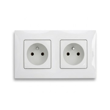 Legrand - Dvojna hišna vtičnica z okvirjem NILOE, 250 V, bela