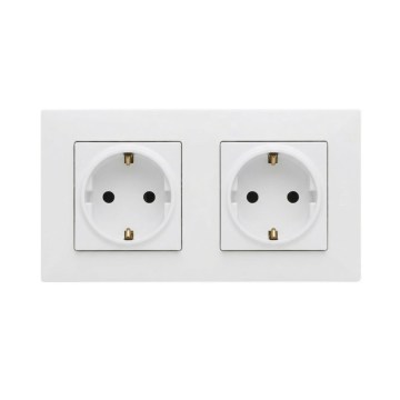 Legrand - Dvojna vtičnica SCHUKO za domačo uporabo z okvirjem NILOE STEP, 250 V, bela
