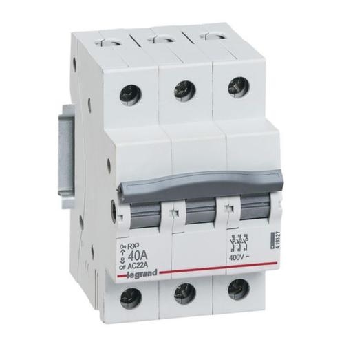 Legrand - Modularni odklopnik RX3 40 A 3P