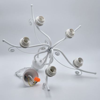 Lestenec na verigi RETRO II 5xE27/60W/230V, v beli barvi