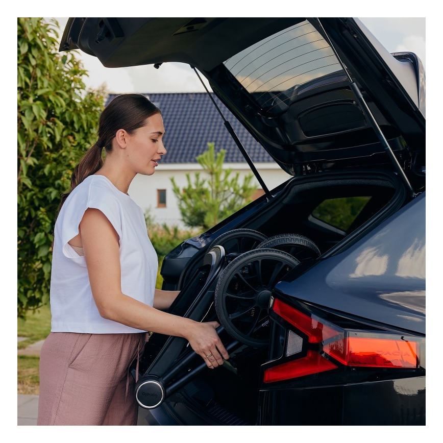 Lionelo - Kombiniran otroški voziček 3v1 MIKA PLUS, rjavo-rjav