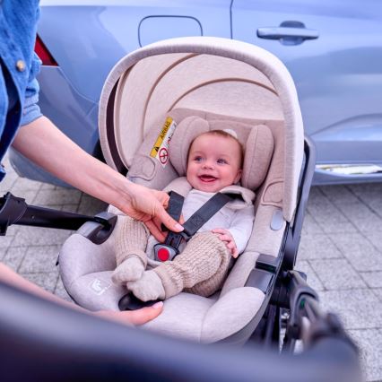 Lionelo - Otroški avtosedež MOXIE i-Size 40-87 cm peščena