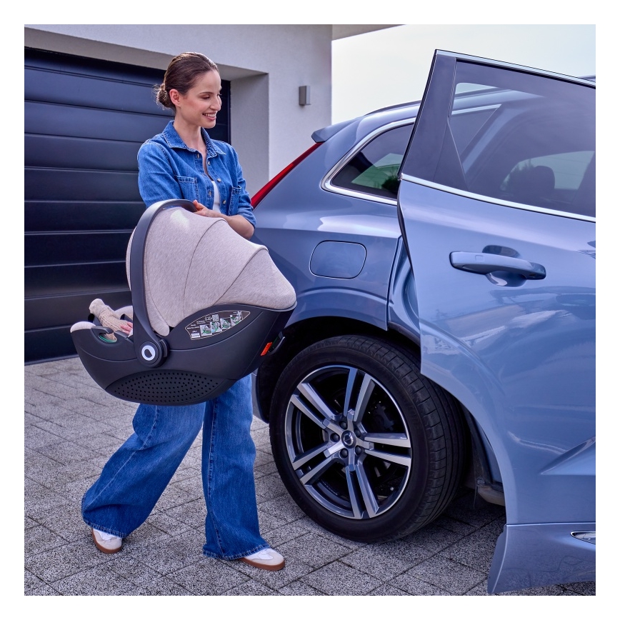 Lionelo - Otroški avtosedež MOXIE i-Size 40-87 cm peščena