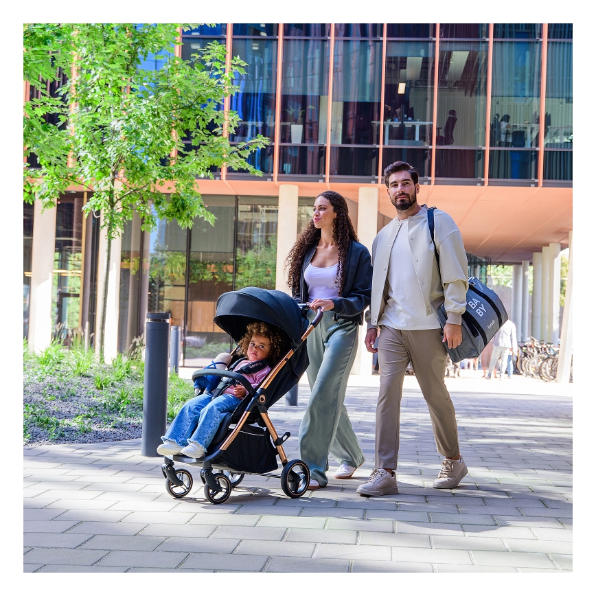 Lionelo - Otroški voziček INGRID črn