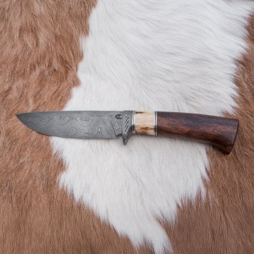 Lovski nož iz damaščanskega jekla 12,6 cm oreh/jelenovo rogovje