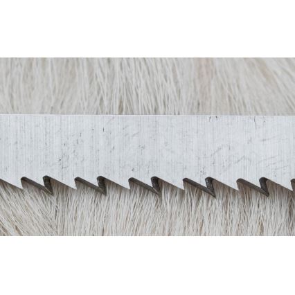 Lovski nož iz damaščanskega jekla z mini žago 11 cm jelenovo rogovje