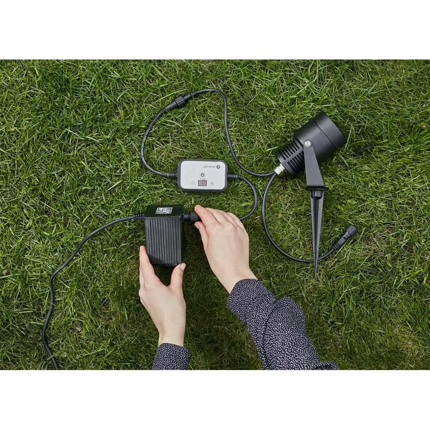 Markslöjd 106936 - Senzor za mrak z vgrajenim časovnikom GARDEN24 24V IP44