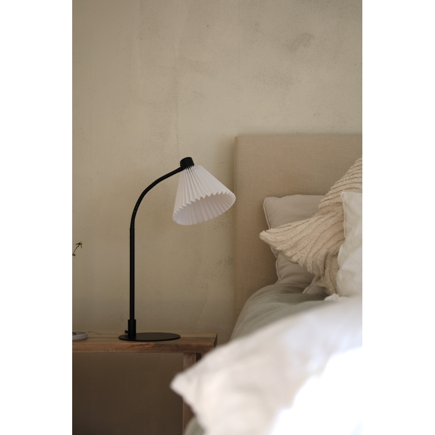 Markslöjd 108697 - Namizna svetilka MIRA 1xE14/40W/230V črna/bela