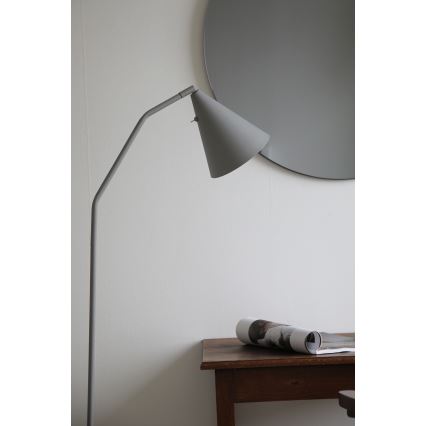 Markslöjd 108891 - LED zatemnjiva stoječa svetilka FUNIL LED/4,9W/230V CRI 90 siva