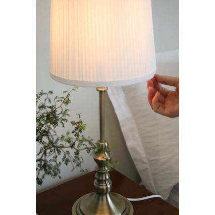 Markslöjd 108970 - Namizna svetilka NOBLE 1xE14/40W/230V 66 cm bela/medenina