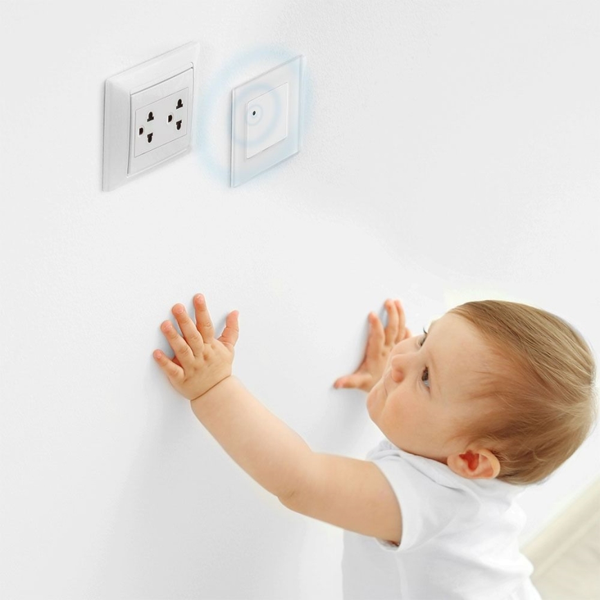 Mikrovalovni senzor gibanja 180° 300W/230V bela