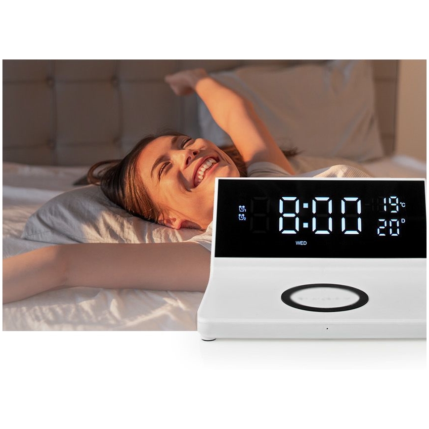 Budilka z LCD zaslonom in brezžičnim polnilcem 15W/230V bela