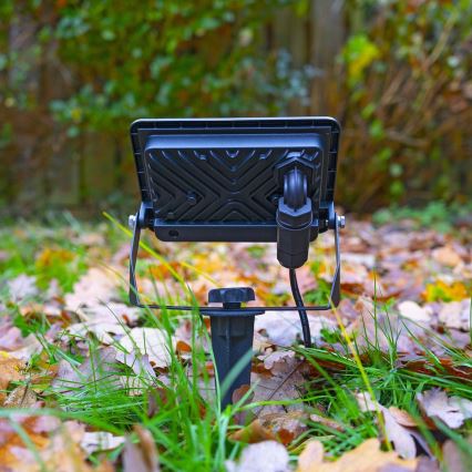 LED RGBW Zatemljiv reflektor SmartLife LED/20W/230V Wi-Fi IP65 2700-6500K