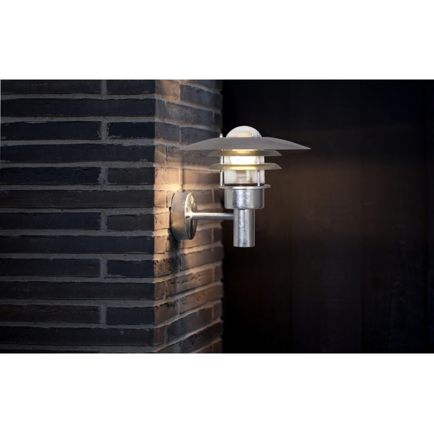 Nordlux - Zunanja stenska svetilka LONSTRUP 1xE27/60W/230V IP44 srebrna