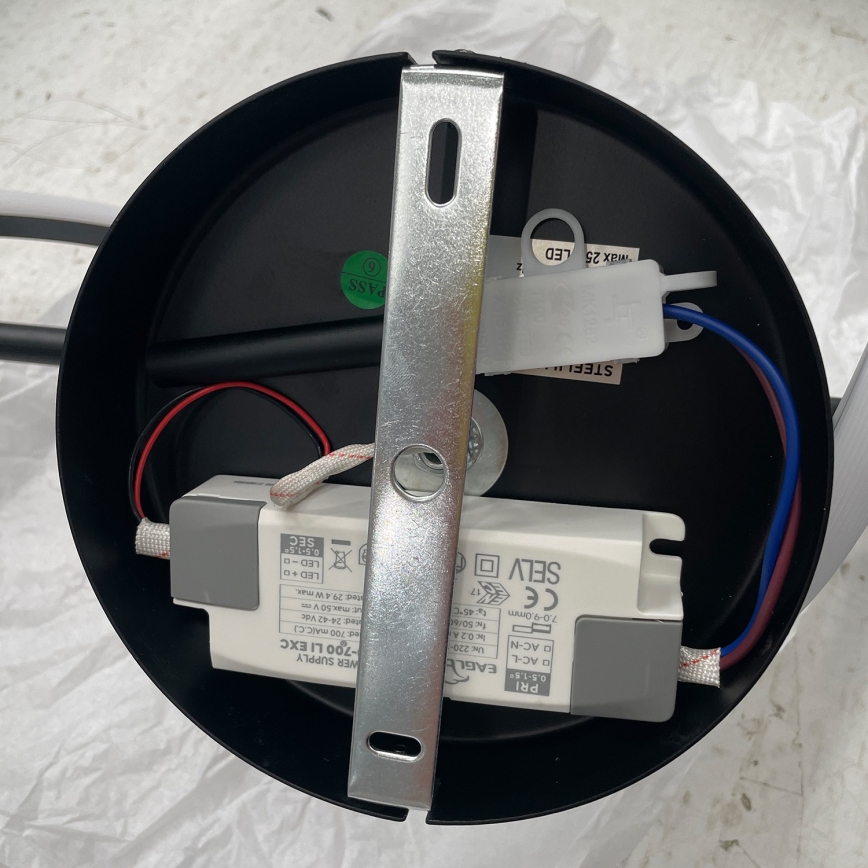 ONLI - LED Stenska svetilka TWIST LED/25W/230V 4000K črna