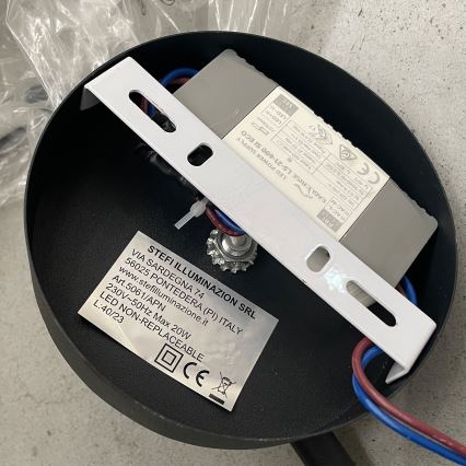 ONLI - LED Stenska svetilka TWIST LED/6W/230V 4000K črna