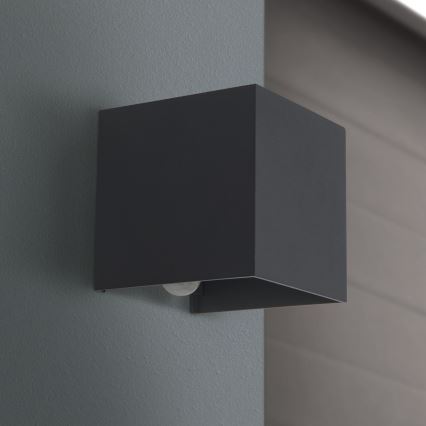 LED Zunanja stenska svetilka s senzorjem gibanja in mraka CUBE-S LED/13W/230V IP54 antracit