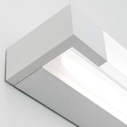 LED Kopalniška luč za osvetlitev ogledala MARILYN LED/21W/230V 57 cm IP44 bela