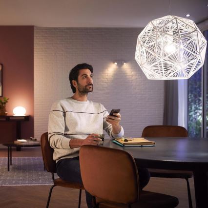 Osnovni komplet Philips Hue WHITE AND COLOR AMBIANCE 3xE27/9W 2000-6500K + Hue Bridge in stikalo za zatemnjevanje