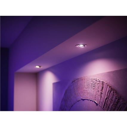 Osnovni komplet Philips Hue WHITE AND COLOR AMBIANCE 3xGU10/4,2W/230V 2000-6500K + Hue Bridge in stikalo za zatemnjevanje