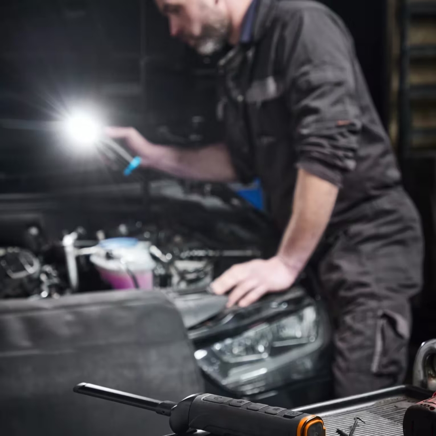 Osram - Brezžični magnetni polnilec LEDINSPECT DUAL CHARGE PAD 5V