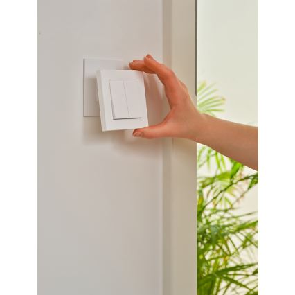 Osram - Brezžno dvo-gumbno stikalo SMART+ 5V Wi-Fi