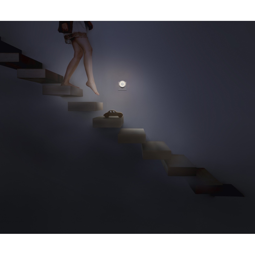 Osram - LED nočna svetilka s senzorjem gibanja in senzorjem mraka LUNETTA LED/0,31W/230V bela