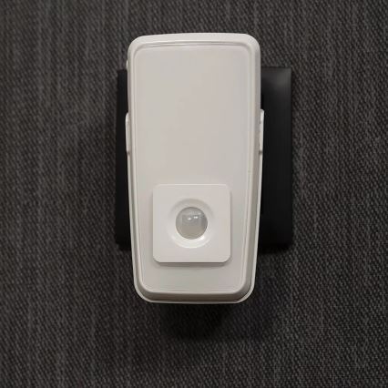 Osram - LED orientacijska lučka za vtičnico s senzorjem LUNETTA LED/2W/230V