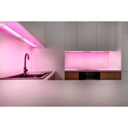 Osram - LED RGBW zatemnljiva svetilka za pod omarice s senzorjem gibanja LINEAR EDGE LED/8W/230V 50 cm bela + daljinski upravljalnik