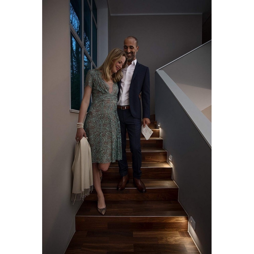 Osram - LED stopniščna svetilka s senzorjem NIGHTLUX LED/0,25W/3xAAA IP54 bela