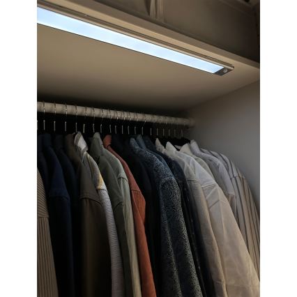 Osram - LED svetilka za pod omarico z zaznavalom gibanja in mraka LINEAR LED/3,2W/3,7V 500 mAh 3000/4000/6500K 40 cm siva